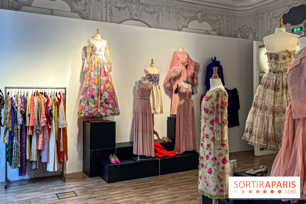 Exposition Haute Couture gratuite chez Bonhams Cornette de Saint Cyr, maison de vente prestigieuse à Paris