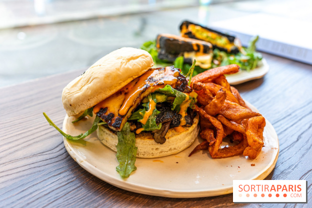 Seven Heaven, le coffee shop dog's friendly et kid's friendly de Paris 11e -  bao bao burger