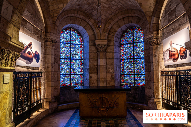 La Trêve la Basilique Saint-Denis, l'exposition costumes et photos de Sophie Comtet Kouyaté en mode jeux Olympique en Grèce Antique