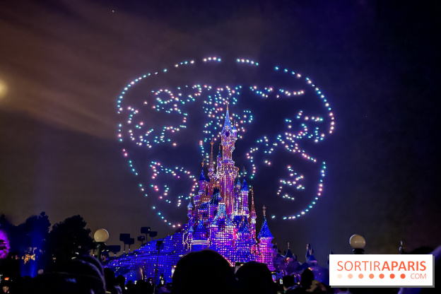 Disney Electrical Sky Parade - IMG 4474