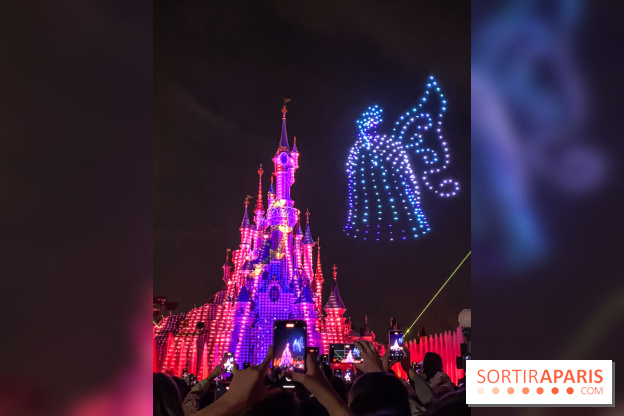 Disney Electrical Sky Parade - IMG 6128