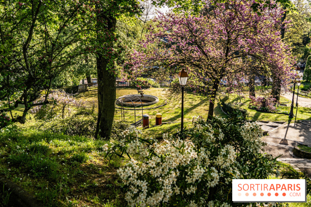 Parc du Dr Fauvel à Villennes sur Seine, grotte et cascades