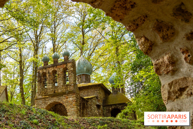 Skit du Saint-Esprit en forêt du Mesnil-Saint-Denis dans les Yvelines