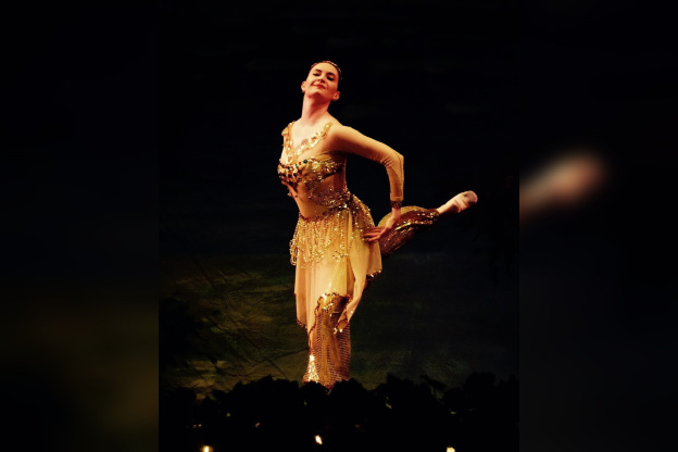 Spectacle de danse: "L'Orient-Express de New York à Paris" le 5 mai à 18h au Mandapa
