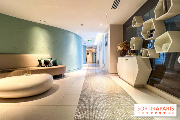 Soin Hydrafacial au Spa Valmont de l'hôtel Le Meurice