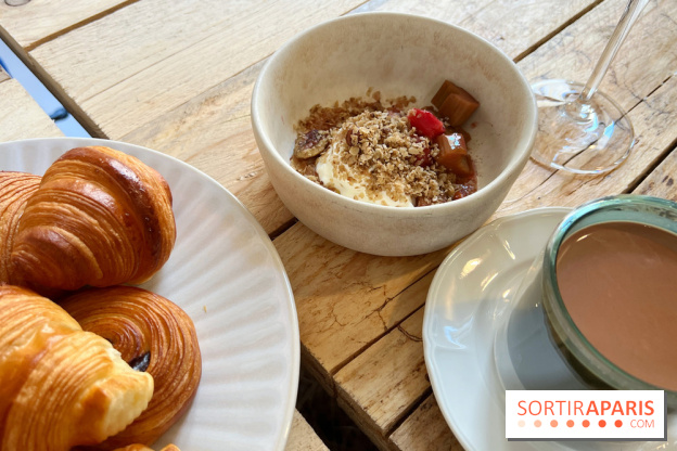 Brunch La Datcha - Muesli rhubarbe