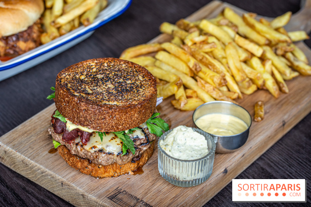 Le meilleur Burger de France 2024 à la Ménagerie du roi par Anthony Pautrat -  Ruminez-moi, le burger gagnant
