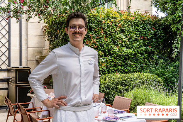 La terrasse jardin Summer de la Bauhinia au Shangri-La Paris