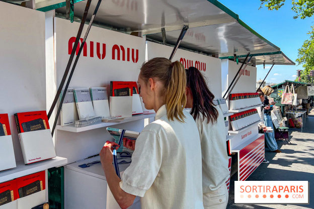 Miu-Miu distribue des livres et des glaces gratuites sur les quais parisiens ! - image00013