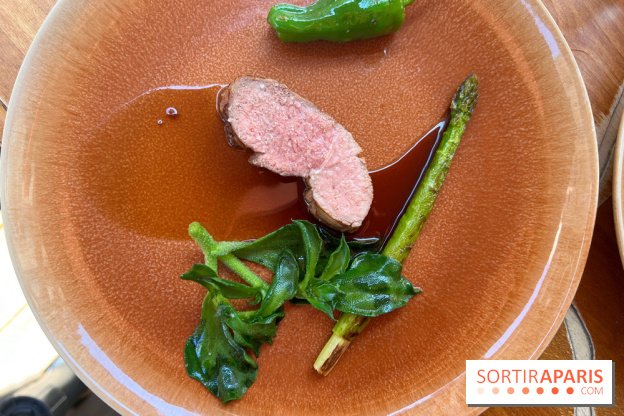 Petit Boutary - Gigot d'agneau, asperge verte, piment