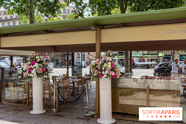 Le Café de la Rose Lancôme par Nina Métayer sur les Champs-Elysées à Paris - Exposition Siège Social Sisley 1086174