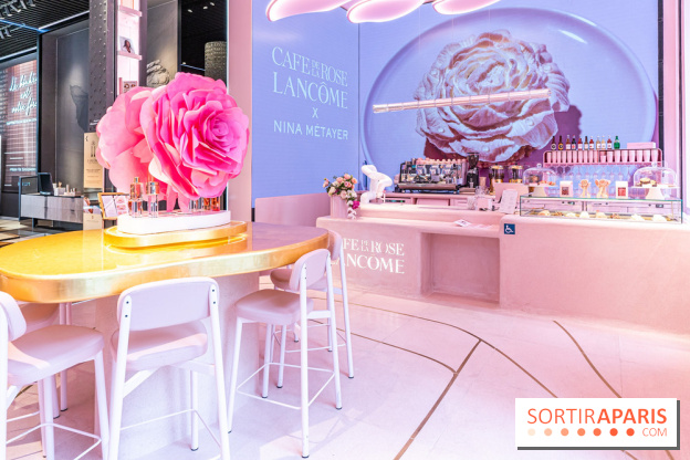 Le Café de la Rose Lancôme par Nina Métayer sur les Champs-Elysées à Paris