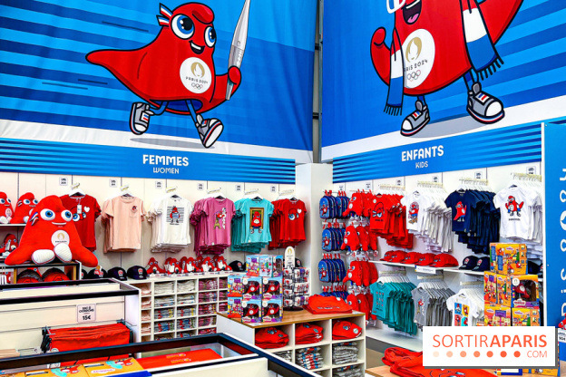 Megastore Paris 2024 Champs-Élysées