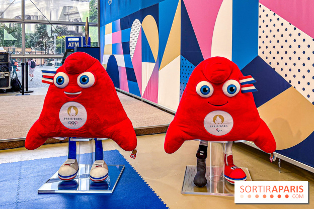 Megastore Paris 2024 Champs-Élysées