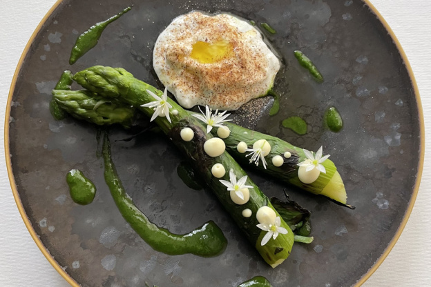 Montée : le restaurant de Takayuki Nameura pour un repas gastronomique en 10 étapes !