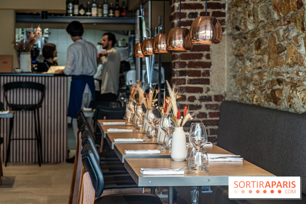 Fana Bistrot, le restaurant bistronomique du 18e avec terrasse et vue Sacré Cœur -  table