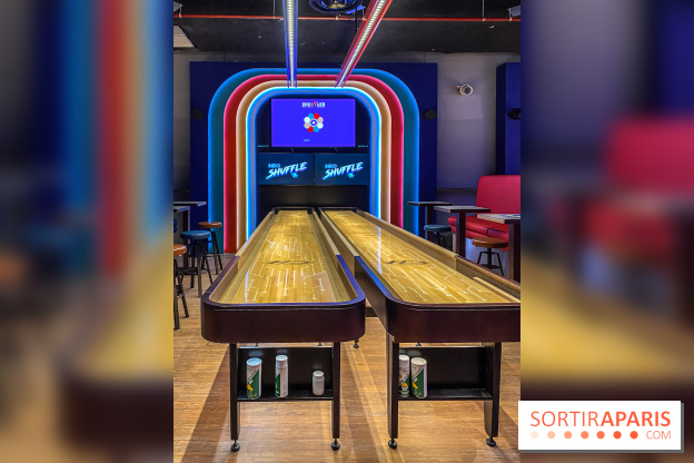 Shuffled, l'enseigne de shuffleboard à Boom Boom Villette - IMG 8534