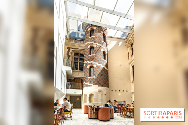 Inform Café, le coffee shop brunch  sur fond de monument historique au Citéco -  coffee shop