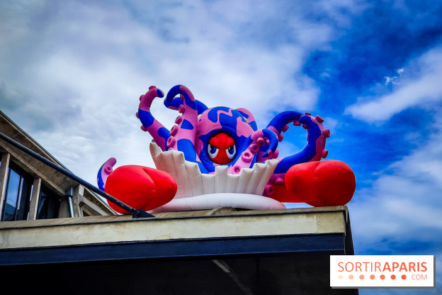 Les homards de l'artiste pop Philip Colbert envahissent la Station F pour une expo gratuite insolite - IMG20240708163308