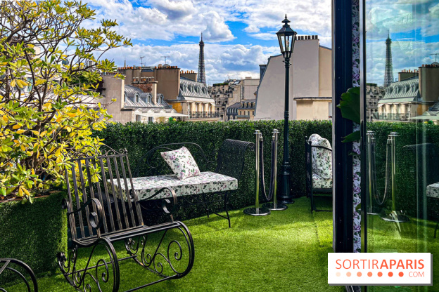 Le Marta, le bar à cocktails perché sur le rooftop de l'Hôtel Barrière Fouquet's Paris tout l'été