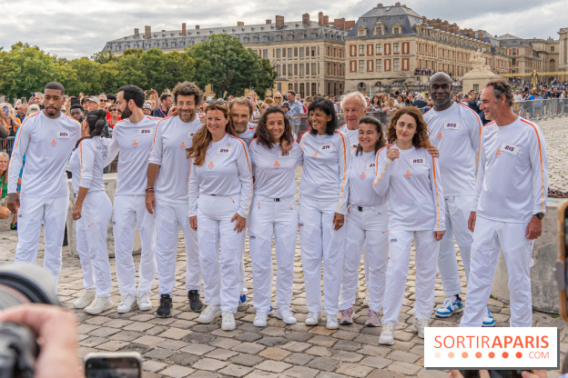 JO Paris 2024 : Les porteurs et relais de la flamme à Versailles -
