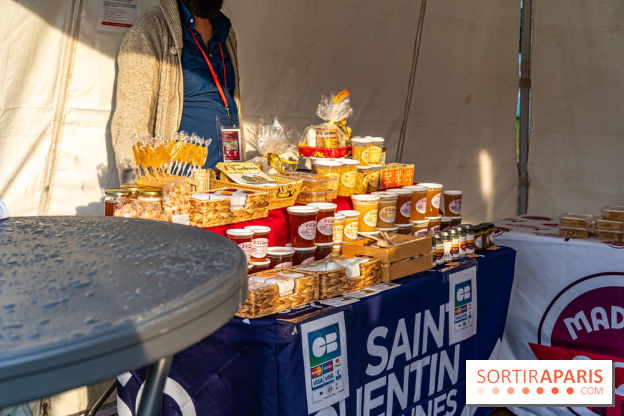 La Fan zone de Saint-Quentin en Yveli!nes, soirée Ofenbach et drones