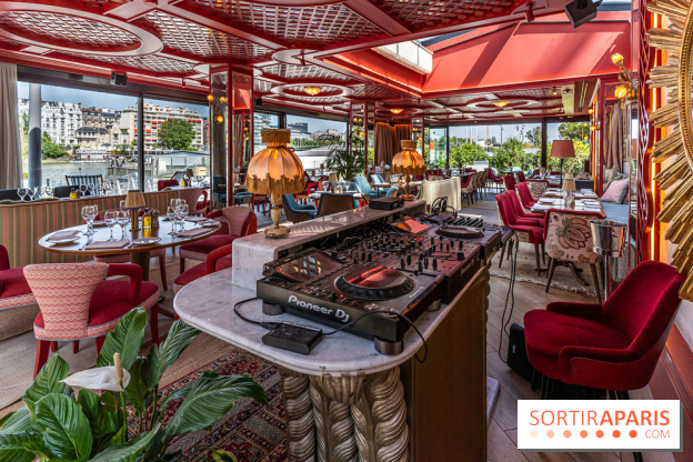 La Plage Parisienne, restaurant et terrasse en bord de Seine Quai de Javel
