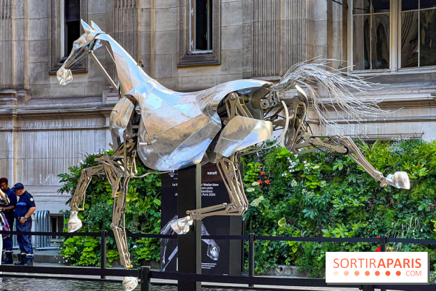 ZEUS, cheval métallique de la cérémonie d'ouverture des JO de Paris 2024 à l'Hôtel de Ville - image00023
