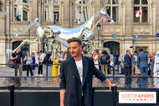 ZEUS, cheval métallique de la cérémonie d'ouverture des JO de Paris 2024 à l'Hôtel de Ville - image00003