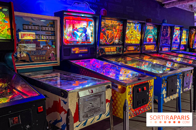 Musée Pop Central - voitures de cinéma et arcades vintage