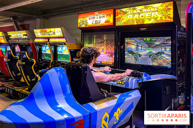 Musée Pop Central - voitures de cinéma et arcades vintage