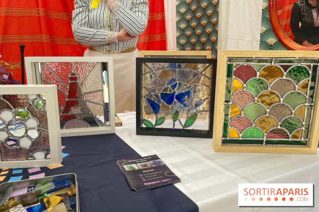 Paris vaut bien une fête - vitrail