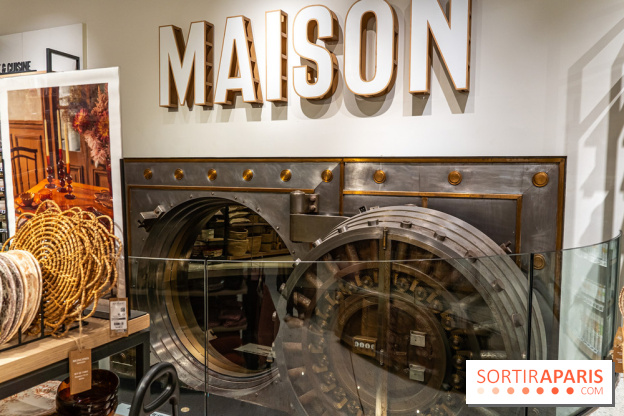 Le coffre fort historique du Monoprix des Champs-Elysées -  A7C1537