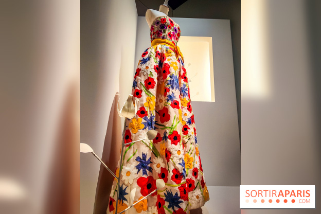 Les fleurs d'Yves Saint Laurent : l'exposition se dévoile en images au musée YSL