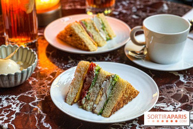 L'élégant Tea Time du Saint James Paris, à savourer dans l'écrin feutré de sa bibliothèque - image00026