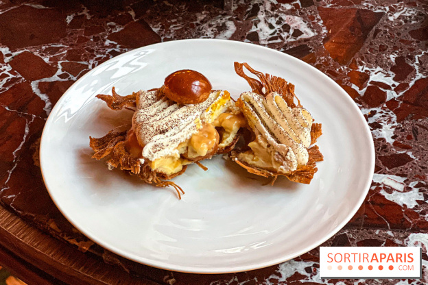 L'élégant Tea Time du Saint James Paris, à savourer dans l'écrin feutré de sa bibliothèque - image00096
