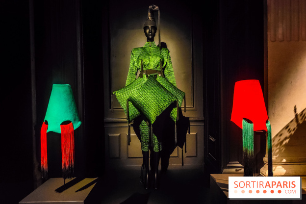 Stephen Jones, chapeaux d'artistes : l'exposition insolite et créative se dévoile au Palais Galliera - IMG20241017102422