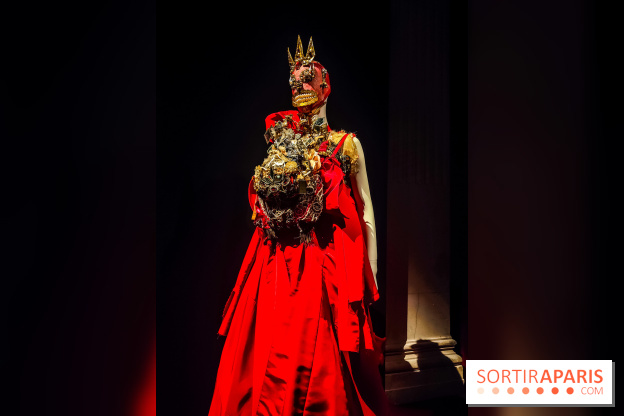 Stephen Jones, chapeaux d'artistes : l'exposition insolite et créative se dévoile au Palais Galliera - IMG20241017103643