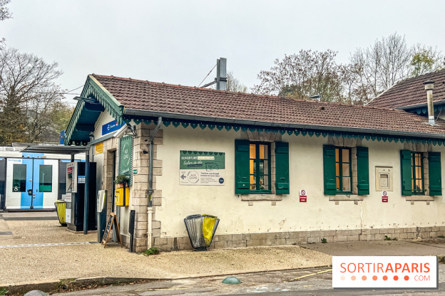 Aux Quais, le salon de thé dans la gare de l'Étang-la-Ville - Yvelines - IMG 4527