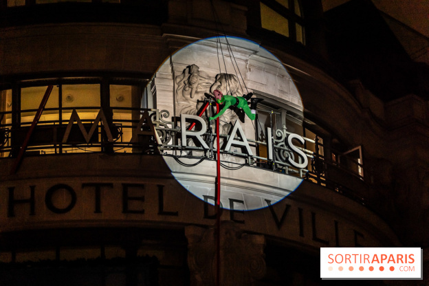 Inauguration des vitrines et décorations de Noël du BHV Marais 2024 avec Léna Mahfouf, Adriana Karembeu et Marc Lavoine