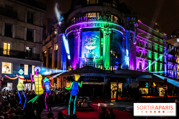 Inauguration des vitrines et décorations de Noël du BHV Marais 2024 avec Léna Mahfouf, Adriana Karembeu et Marc Lavoine