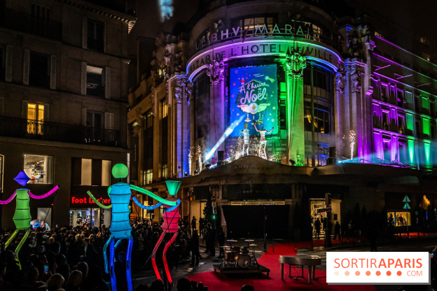 Inauguration des vitrines et décorations de Noël du BHV Marais 2024 avec Léna Mahfouf, Adriana Karembeu et Marc Lavoine -  A7C6033