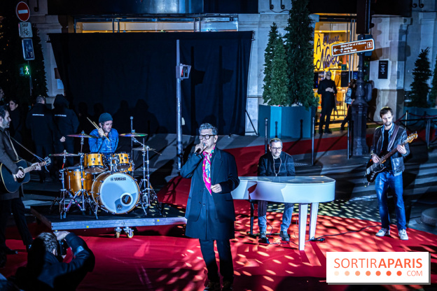 Inauguration des vitrines et décorations de Noël du BHV Marais 2024 avec Léna Mahfouf, Adriana Karembeu et Marc Lavoine -  A7C6051