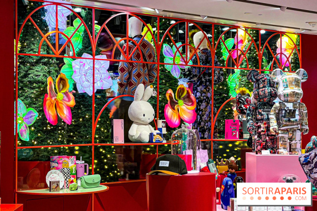 Les vitrines de Noël 2024 de la Samaritaine : Thoiry Lumières Sauvages envahit le grand magasin - Les vitrines de Noël 2024 de la Samaritaine : Thoiry Lumières Sauvages envahit le grand magasin   image00040   1125771