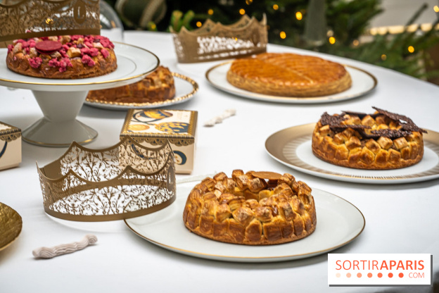 La bûche coffrets de Noël en trompe l'œil de Ladurée 2024 par Julien Alvarez et les créations de fête -  galette des rois 2025