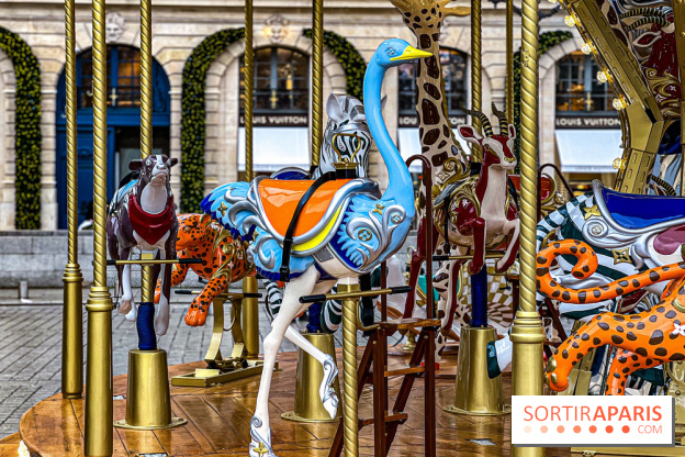 Le Carrousel Louis Vuitton Place Vendôme : un manège haute couture gratuit au cœur de Paris - IMG 3063 jpg 2