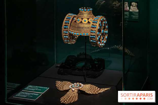 Bijoux de scène de l'Opéra de Paris : l'exposition de parures merveilleuses au Palais Garnier - IMG 2532