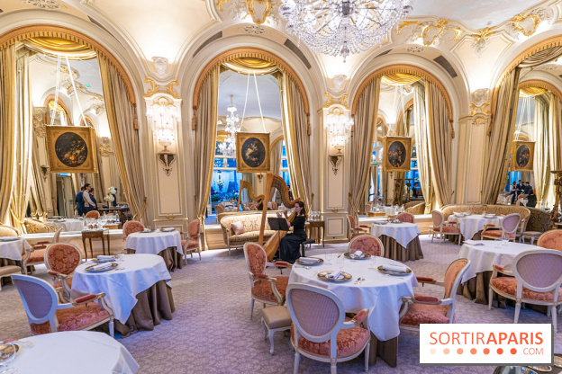 Le tea time Impérial de Noël du Ritz Paris, l'expérience exceptionnelle - les photos -  salon Marie-Louise - harpe