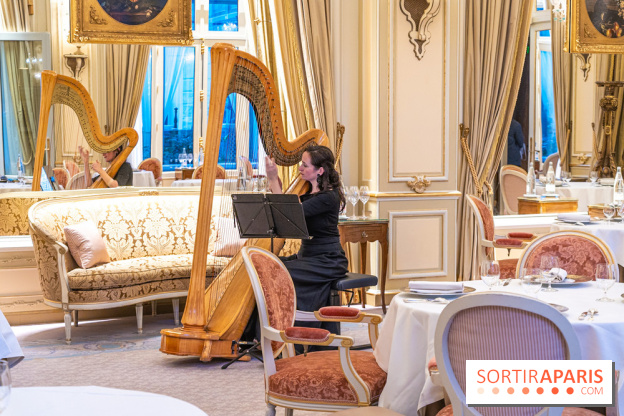 Le tea time Impérial de Noël du Ritz Paris, l'expérience exceptionnelle - les photos -  salon Marie-Louise - harpe