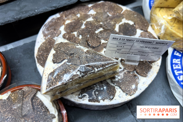 Fromagerie et cave à vin Source - Brie à la truffe